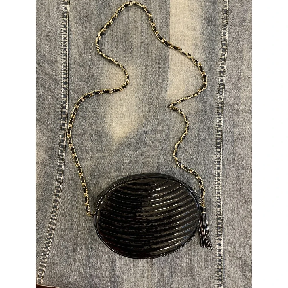 Vintage Courtenay Black Crossbody Leather Patent  Purse Oval Chain‎ Bag Korea - Picture 8 of 8